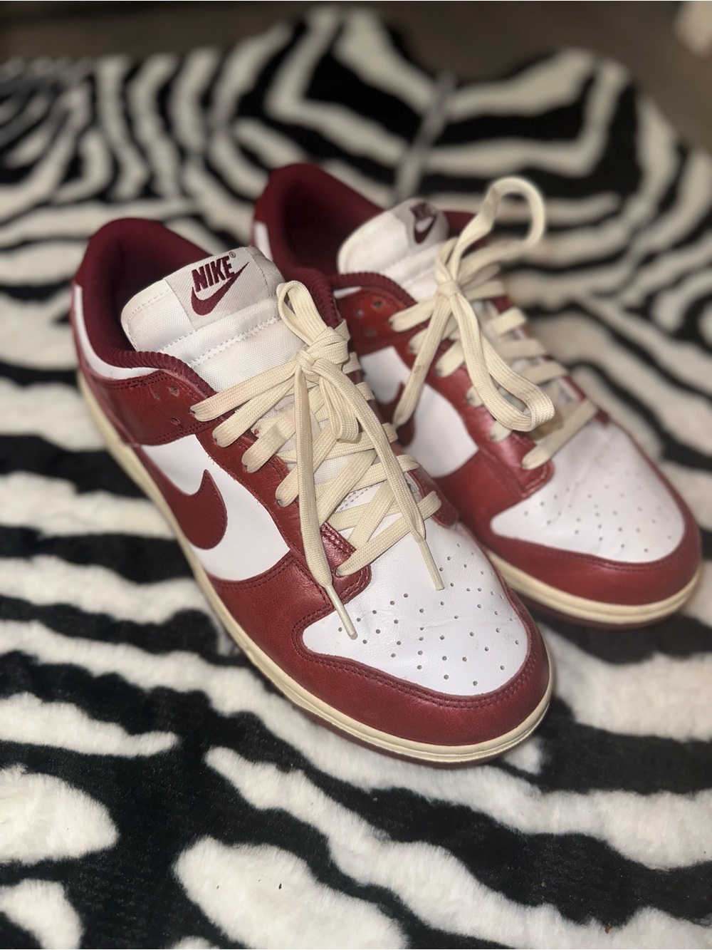 Nike White and Burgundy Low-Top Dunk Sneakers